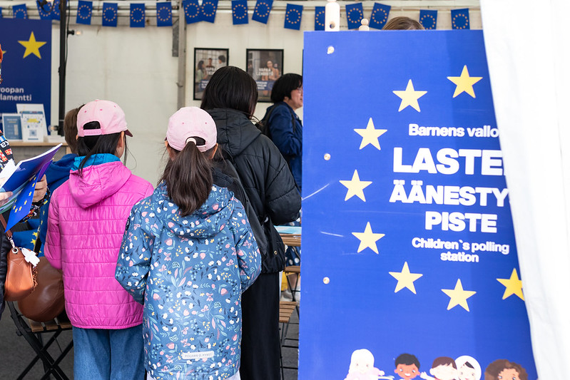 lasten äänestyskoppi